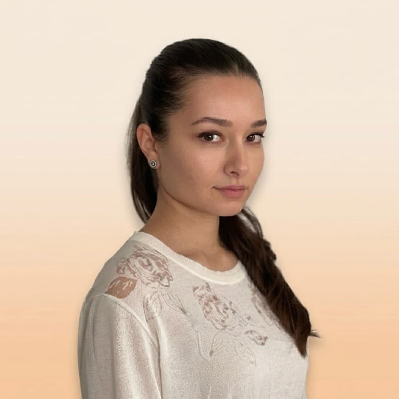 Анастасія Захаренко